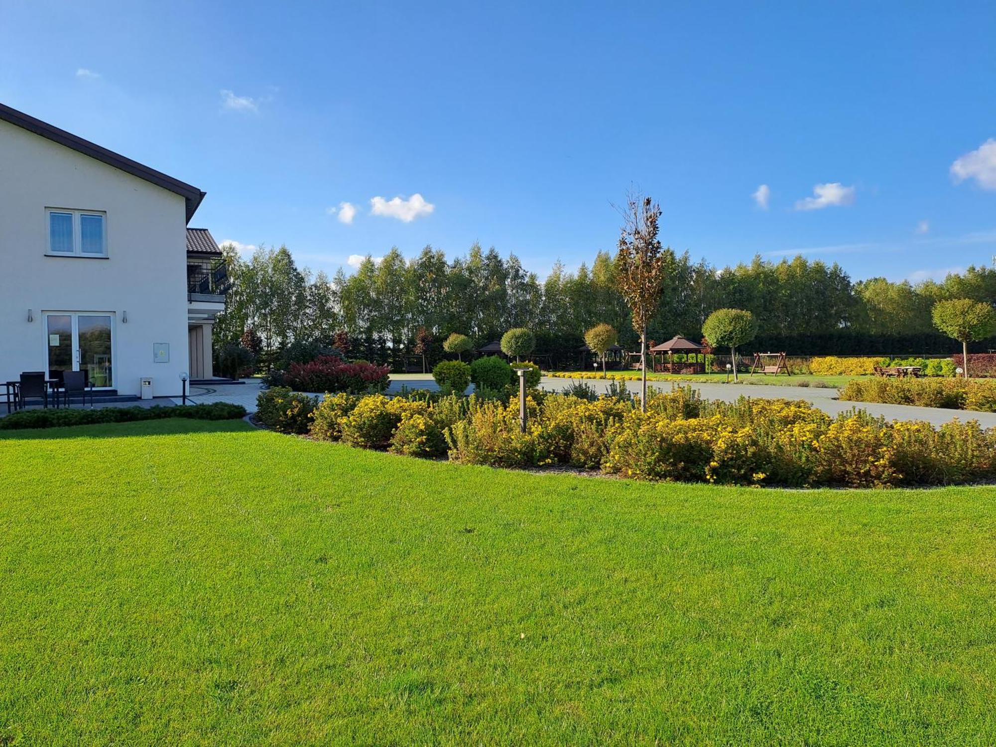 Pokoje Goscinne Lawendowy Dwor Mikoszewo Exterior foto