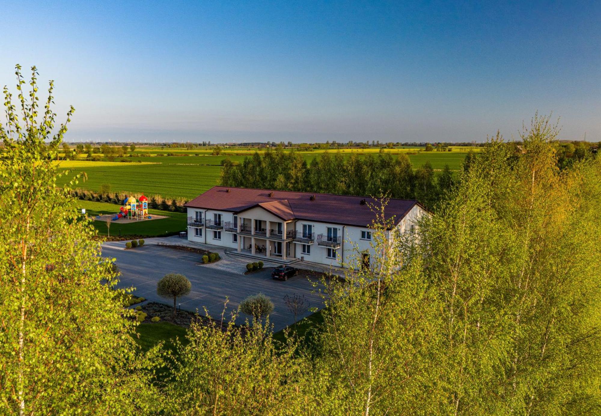 Pokoje Goscinne Lawendowy Dwor Mikoszewo Exterior foto
